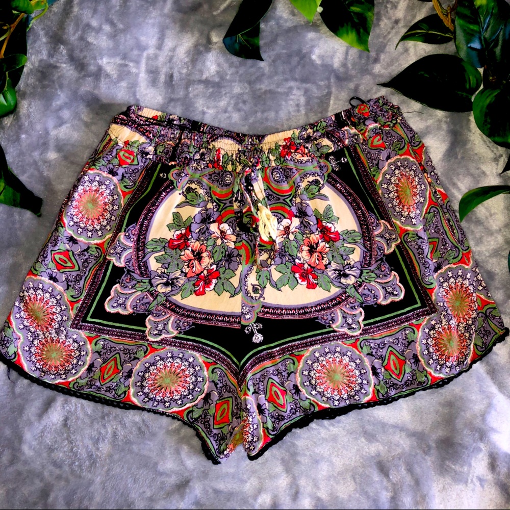 Pattern shorts